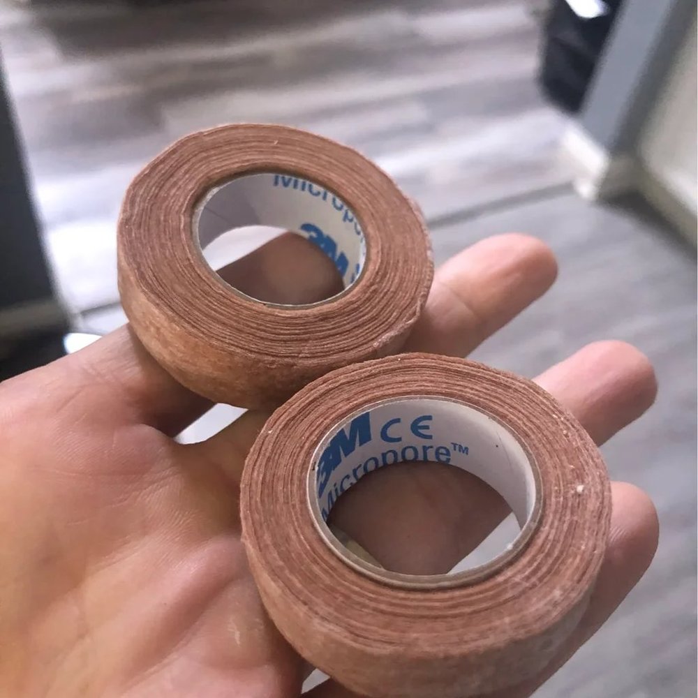 COPY - 3M Medical tape rolls tummy tuck